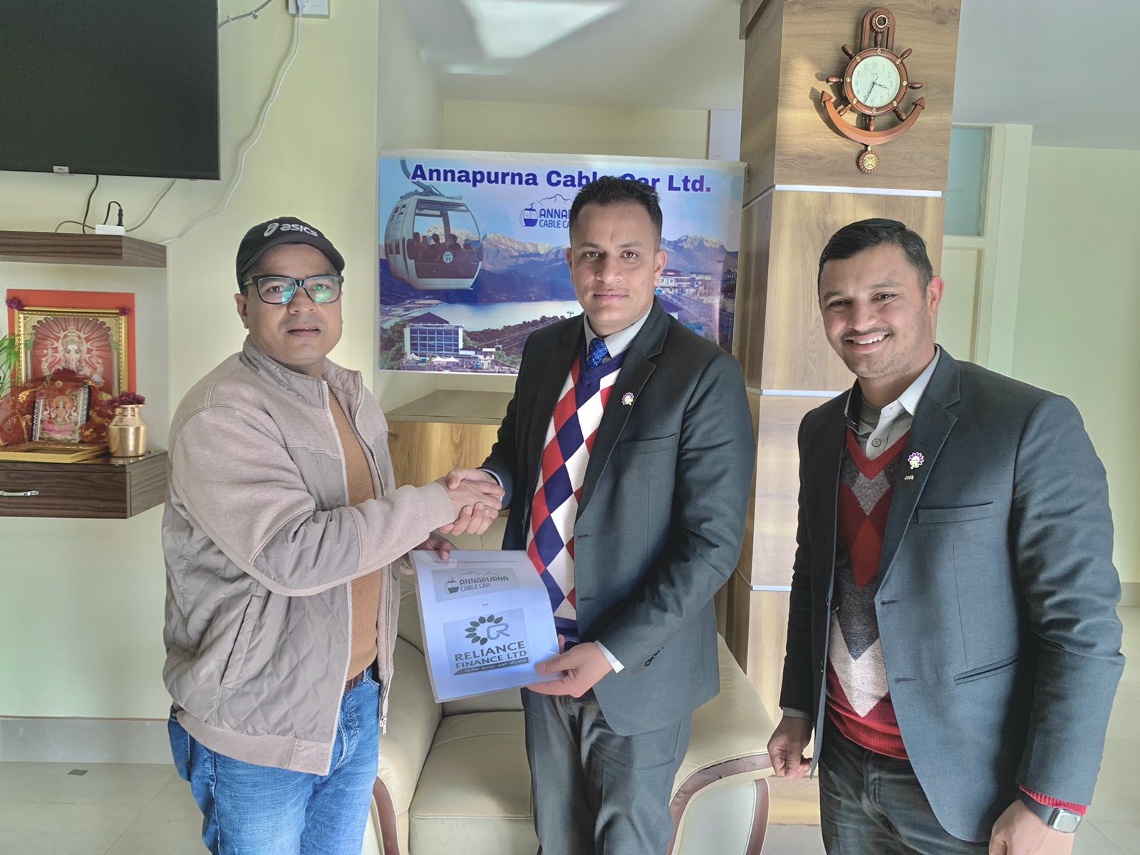 Reliance Finance Limited partnered with Annapurna Cable Car in Pokhara, extending discount benefits to mobile banking users and debit card holders.